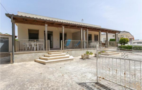 Nice home in Marina di Modica with WiFi and 2 Bedrooms